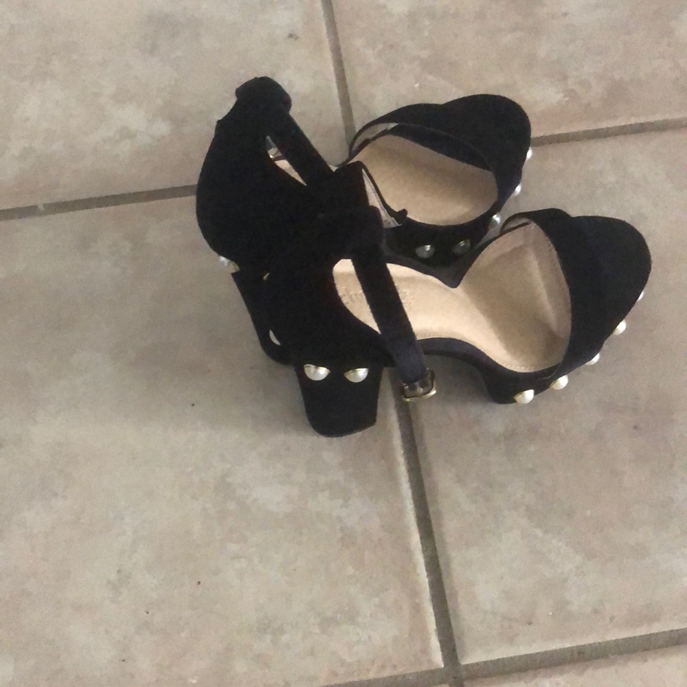 Shoes & Boots